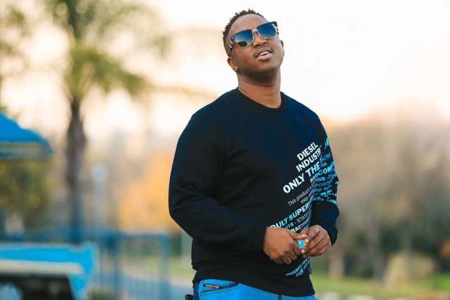 Stop asking people for money in January – Shimza