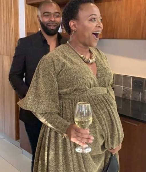 Pics: Exposed! Manaka Ranaka busted for snatching boyfriend Ntuthuko from actress Bronwyn Zungu