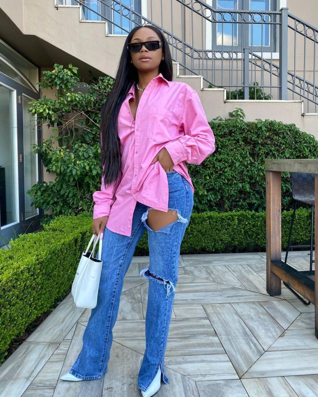 Bonang Matheba back on Instagram in sizzling pictures