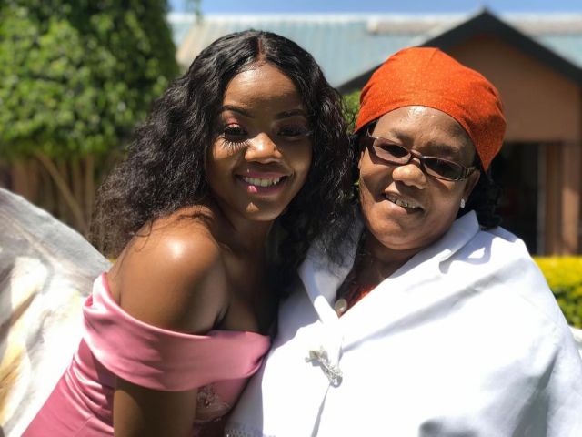 ‘It is well’ – Media personality Khumo Kgwaadira says as she mourns late mother