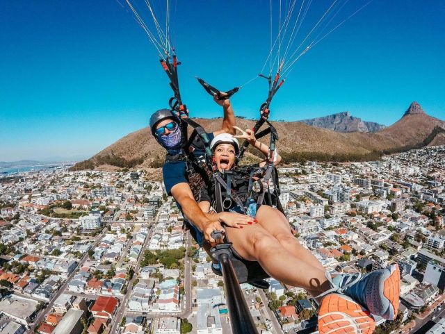 actress Thando Thabethe goes skydiving – Photos