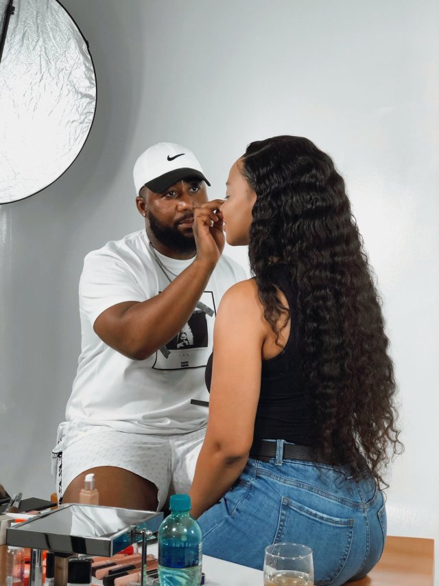 Watch: Cassper Nyovest shows off her makeup skills on Mihlali Ndamase