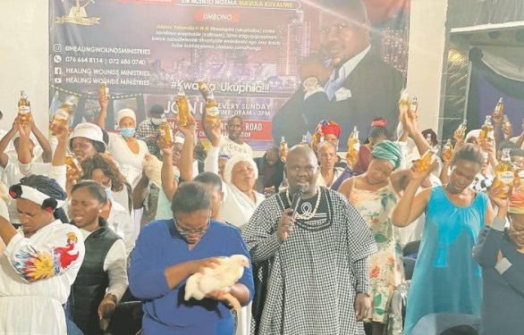 Pastor heals congregation with Savanna beer – Photos
