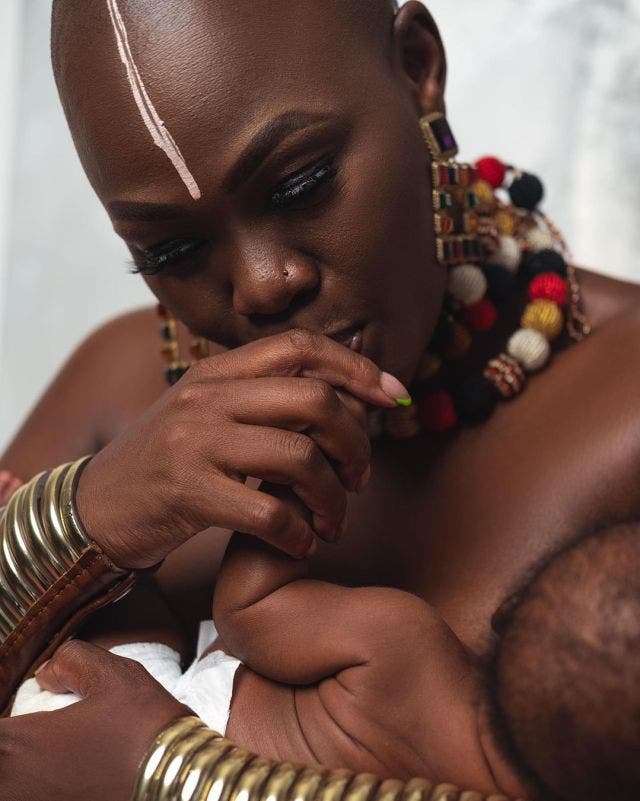 Actress Zikhona Sodlaka – If a person is uncomfortable looking at the baby breastfeeding #youlookaway