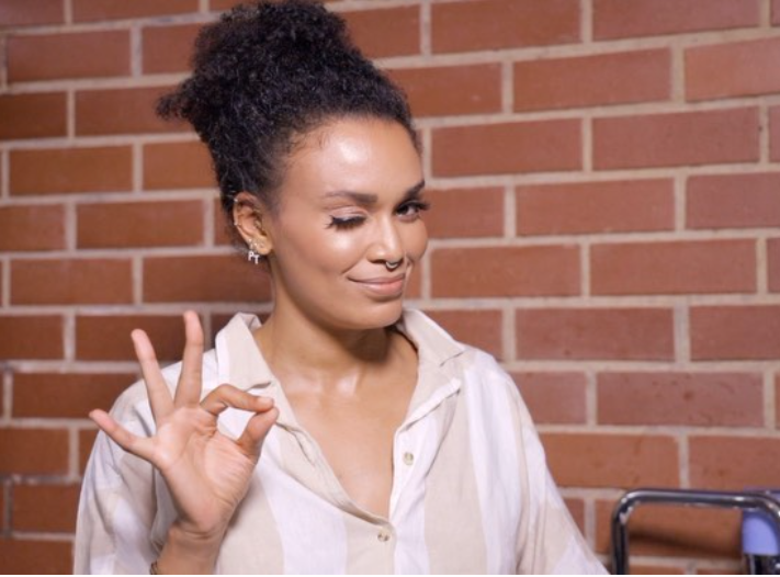 PEARL THUSI SHOWS LOVE FOR PRESIDENT ZUMA