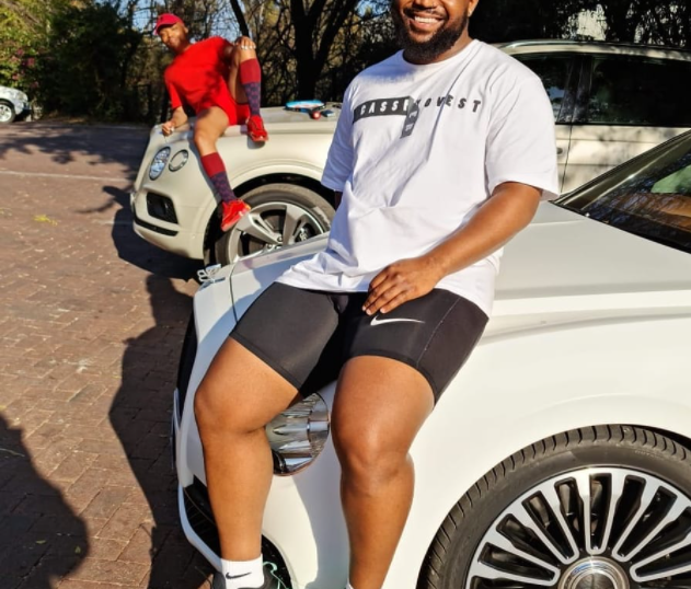 Pics: BENTLEY BOYS SOMIZI AND CASSPER NYOVEST SERVE FRIENDSHIP GOALS