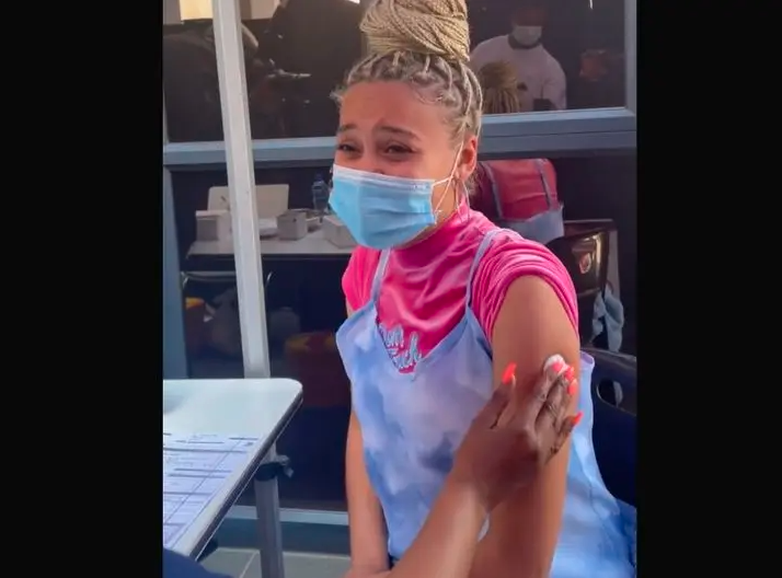 That’s it? – Sho Madjozi’s reaction after getting vaccinated – Video
