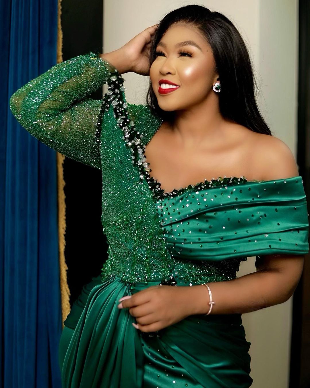 Ayanda Ncwane Wins 2 Awards In Nigeria