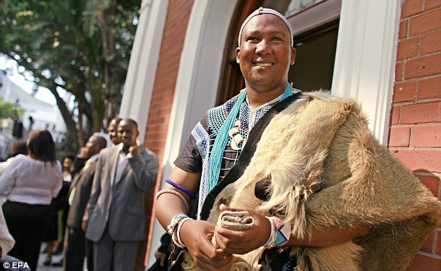 Mandla Mandela wants SA to expel Israeli ambassador