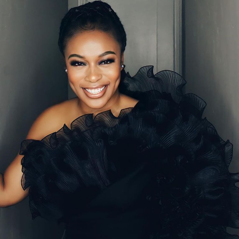 Nomzamo Mbatha rubs shoulders with Prince Harry and Meghan
