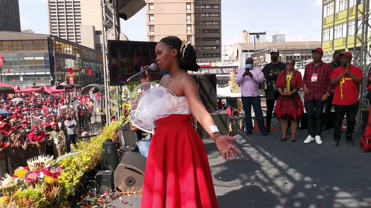 Video: Zahara pens and performs new song for EFF during recent rally – Mzansi reacts