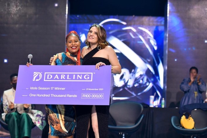 Idols SA’s Berry and Karabo receive their prizes – Photos