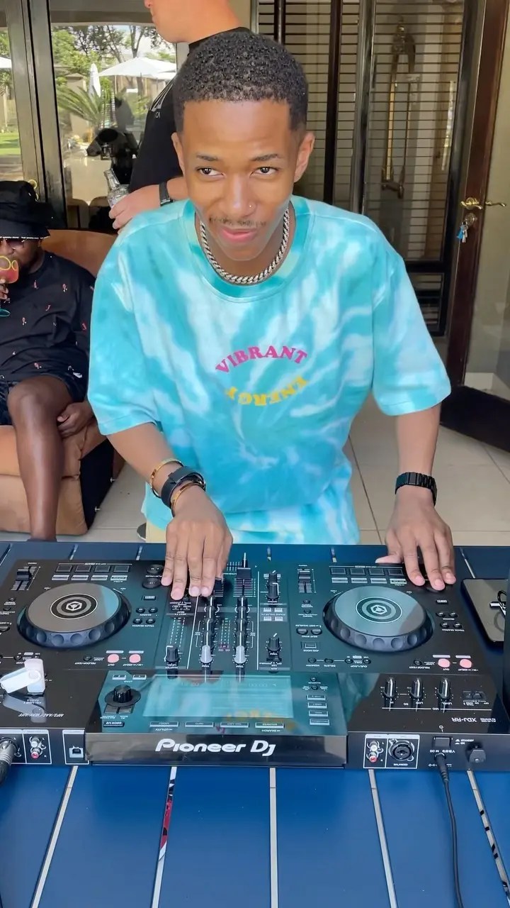 Lasizwe launches his DJ career – Video