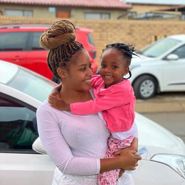 Photos: Does Gomora actress Siphesihle Ndaba (Mazet) have a daughter?