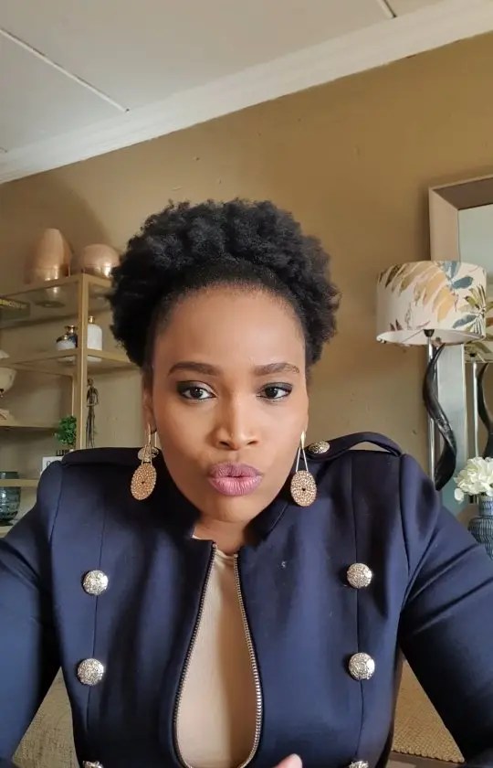 Ayanda Borotho has warned her followers not to fall prey to scammers