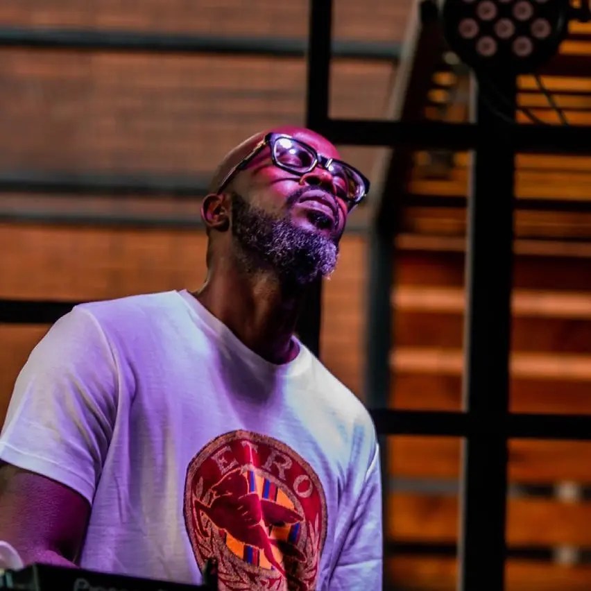 Black Coffee makes fun of SA men taking part in the Umlando Challenge