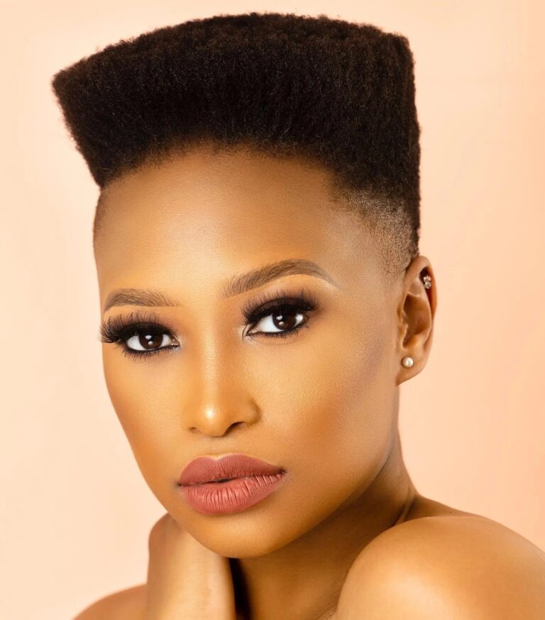 Actress Zola Nombonas New Hairstyle Has Mzansi Talking Photos