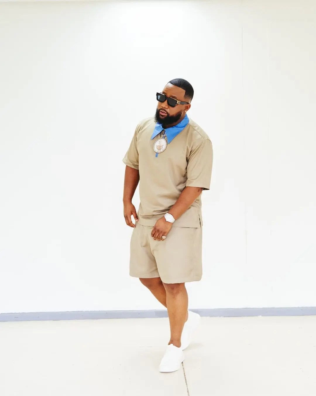 Cassper Nyovest leaves Fans with chest pains after posting Ferrari – PHOTO