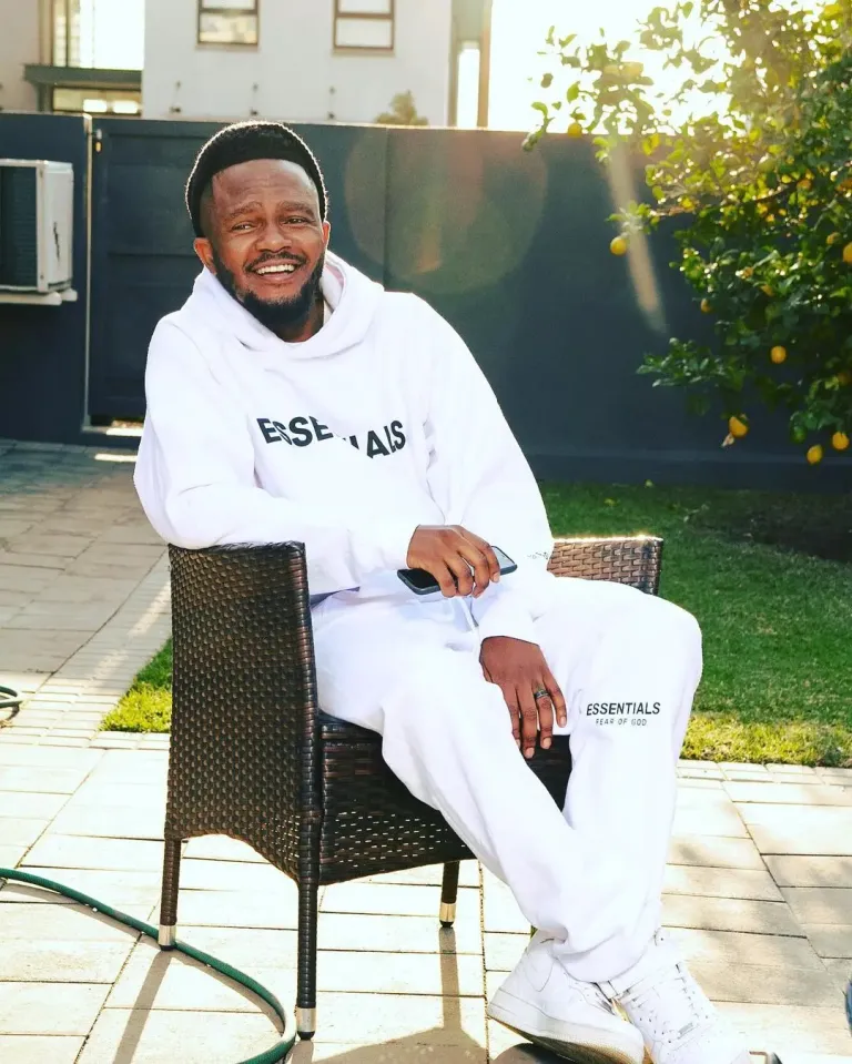 Kwesta claims to be emotionally damaged