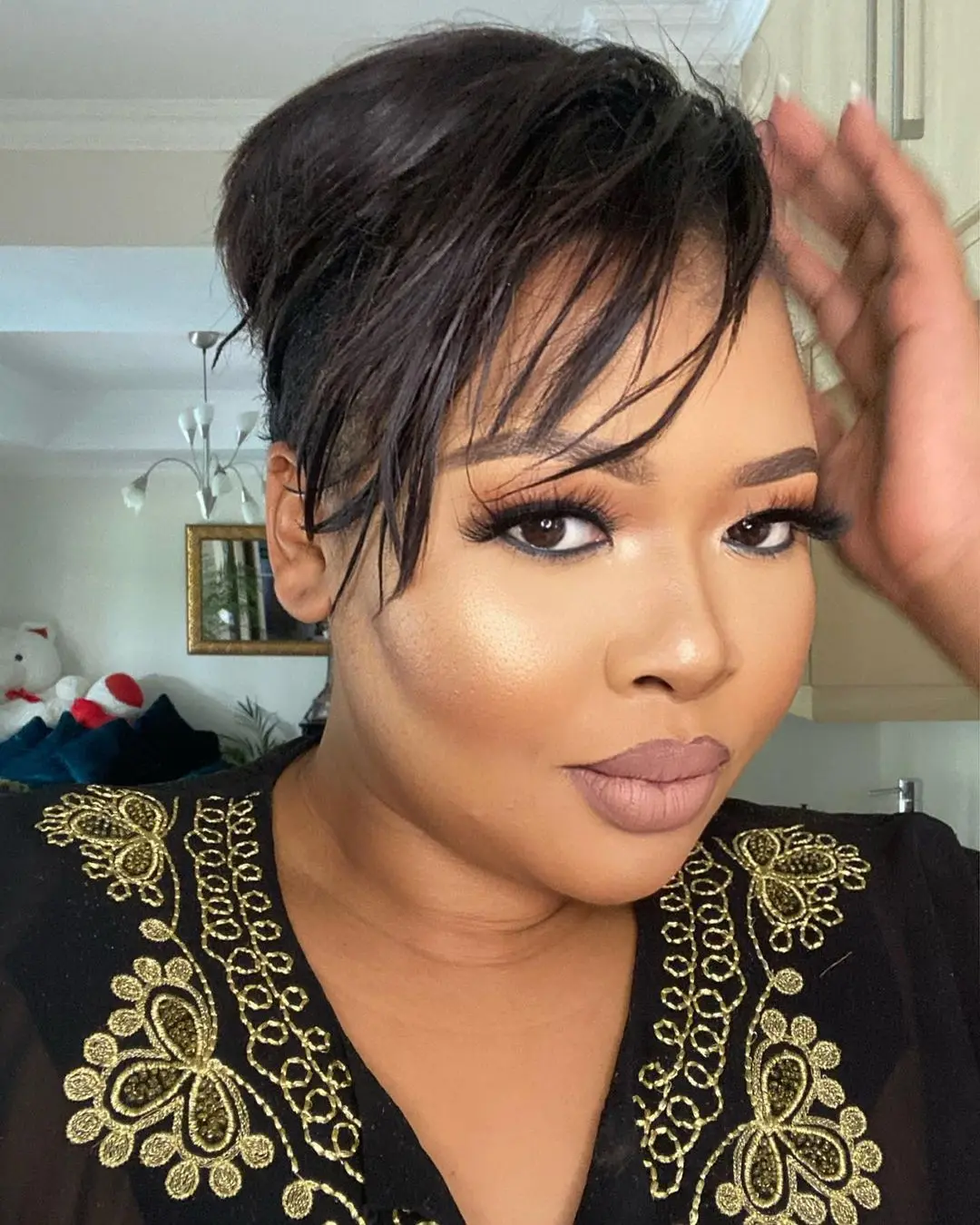 Cute photos: Inside Anele Mdoda’s getaway