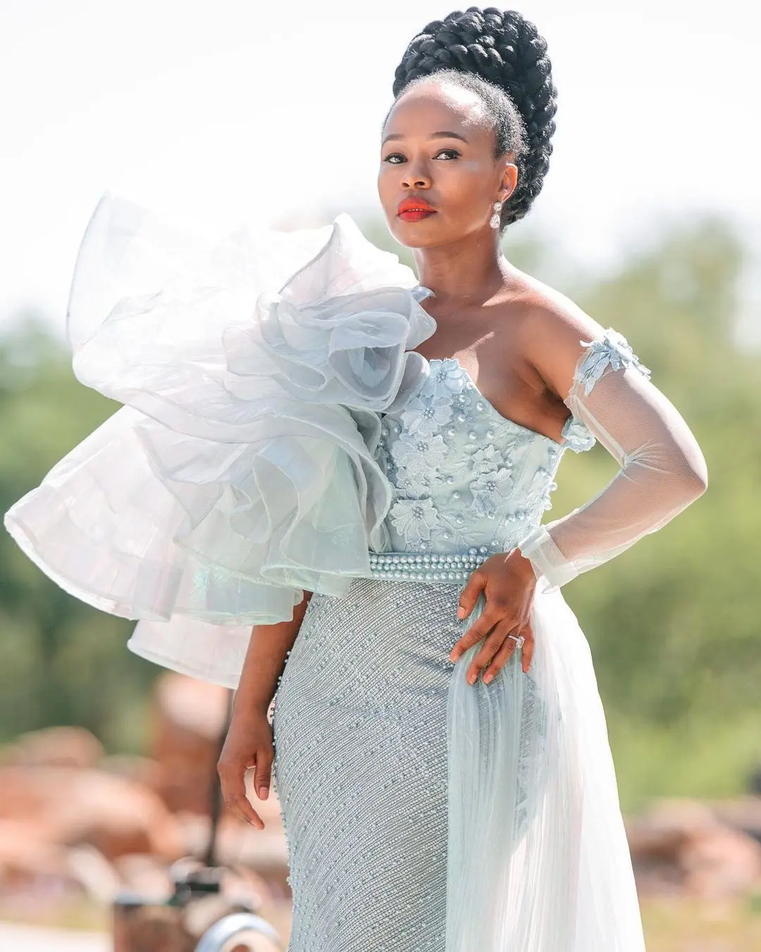 Sindi Dlathu is one of South Africa’s most talented actress