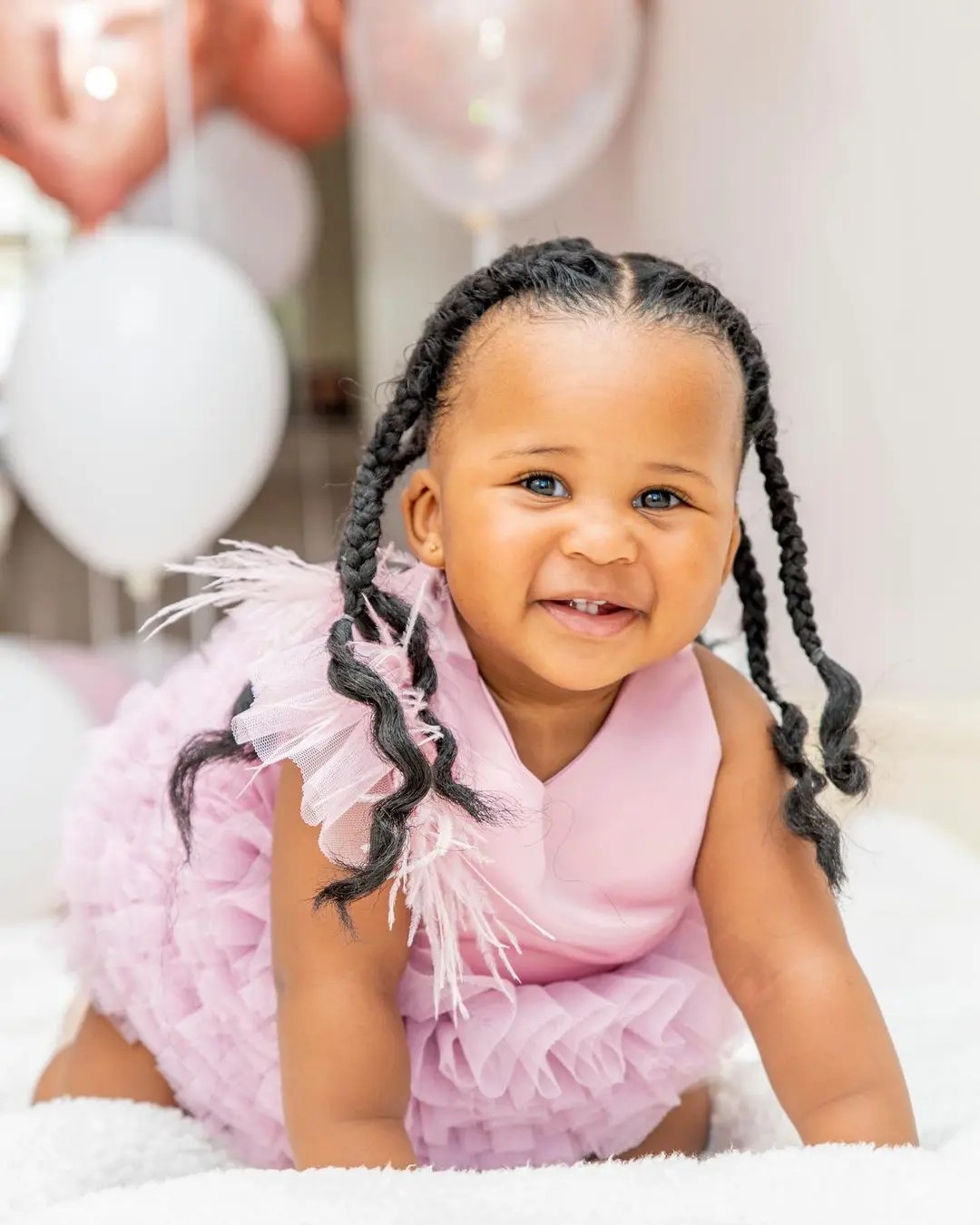 Sweetest messages pour in for Sithelo Shozi & Andile Mpisane’s daughter Baby Flo