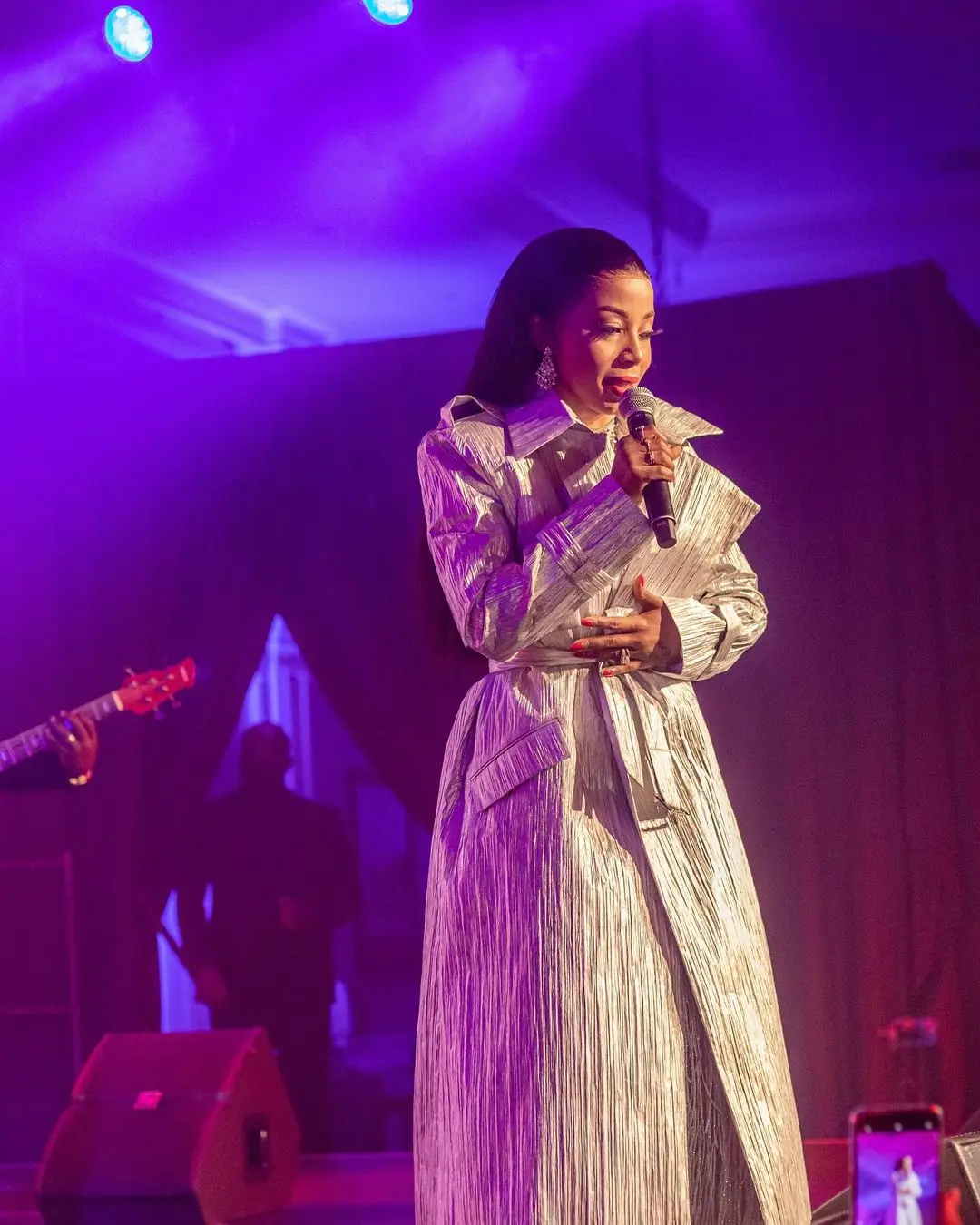 Kelly Khumalo gives glory to God as the battle has been won – VIDEO