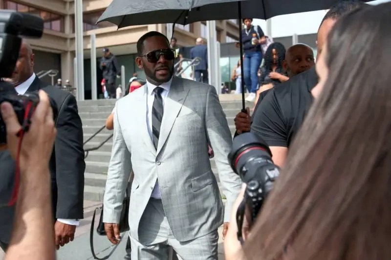 R Kelly seeks 10 years in prison, the minimum, as sentencing looms in s.e.x case