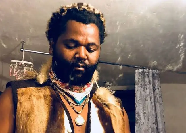Sjava is not having it after being likened to American rapper, Kanye West