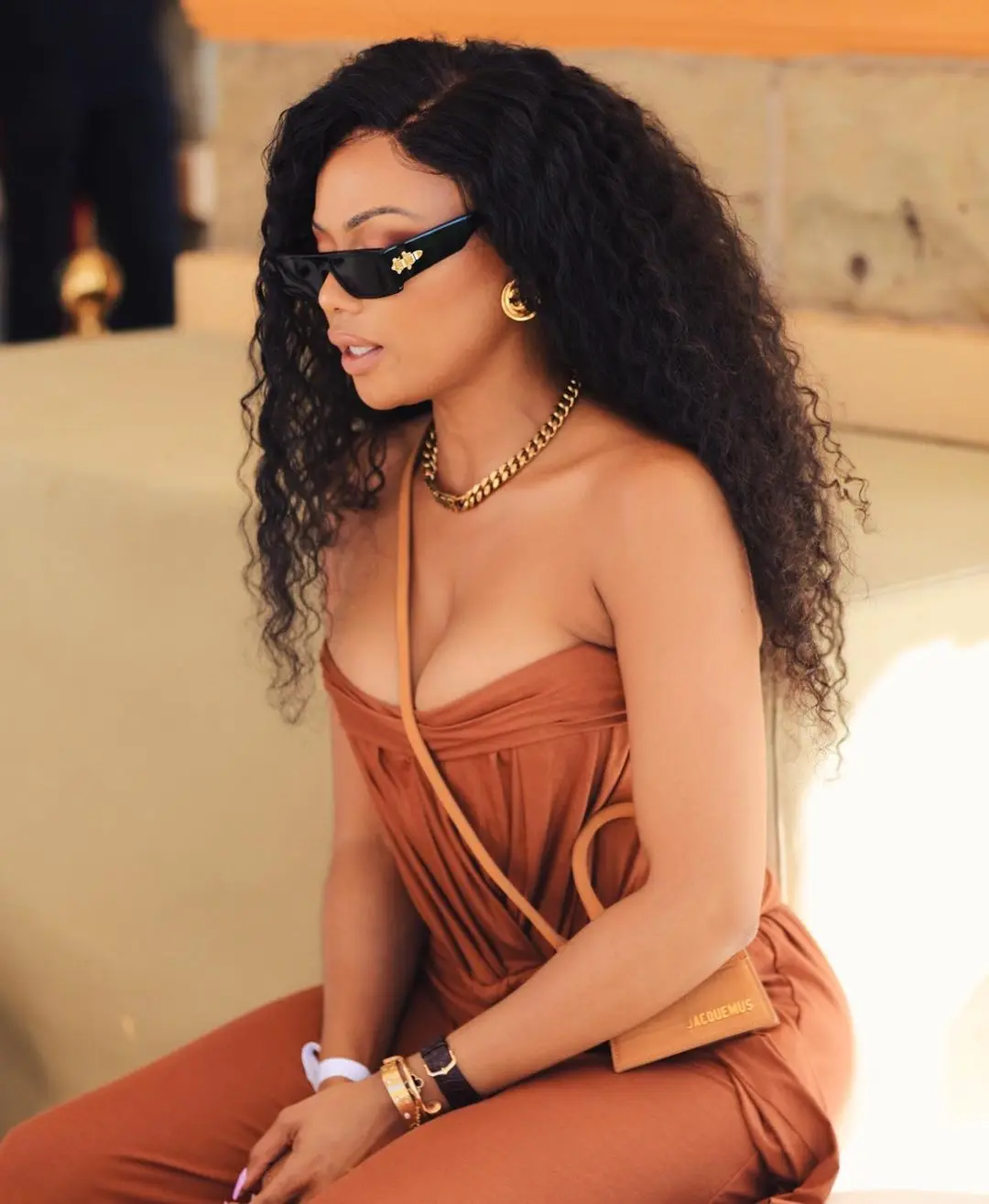 Unknown woman rams into Bonang’s car and flees the scene