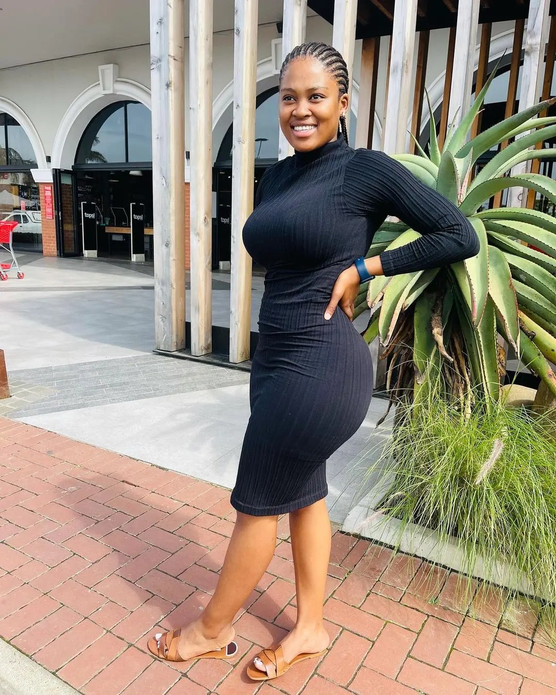 Former Isibaya actress Asavela Mngqithi shows off her beautiful house with her Husband – Photos