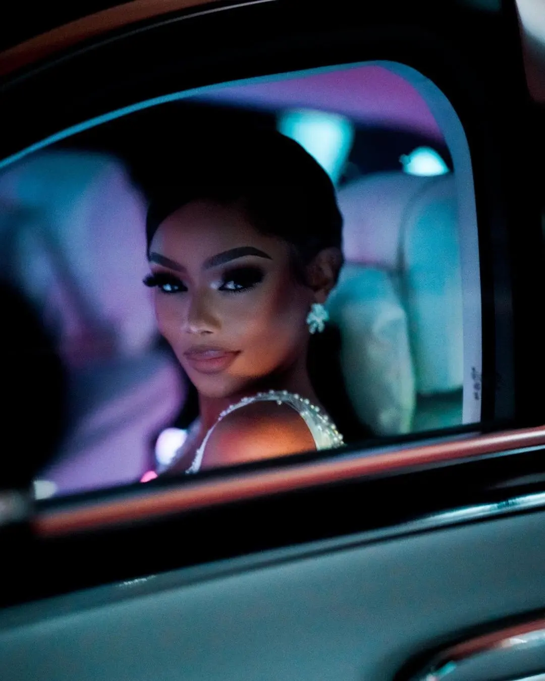 Bonang has Mzansi talking after riding in a Maybach – Photos