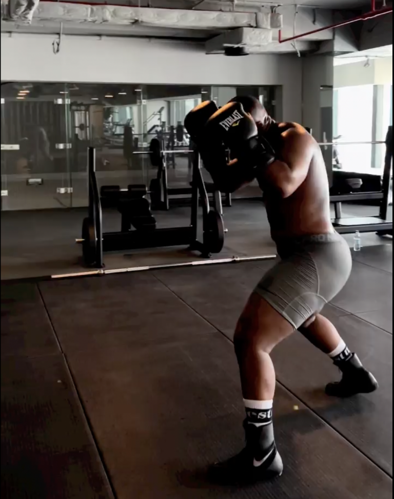 Cassper Nyovest shows video as he prepares for Boxing Match vs Priddy Ugly