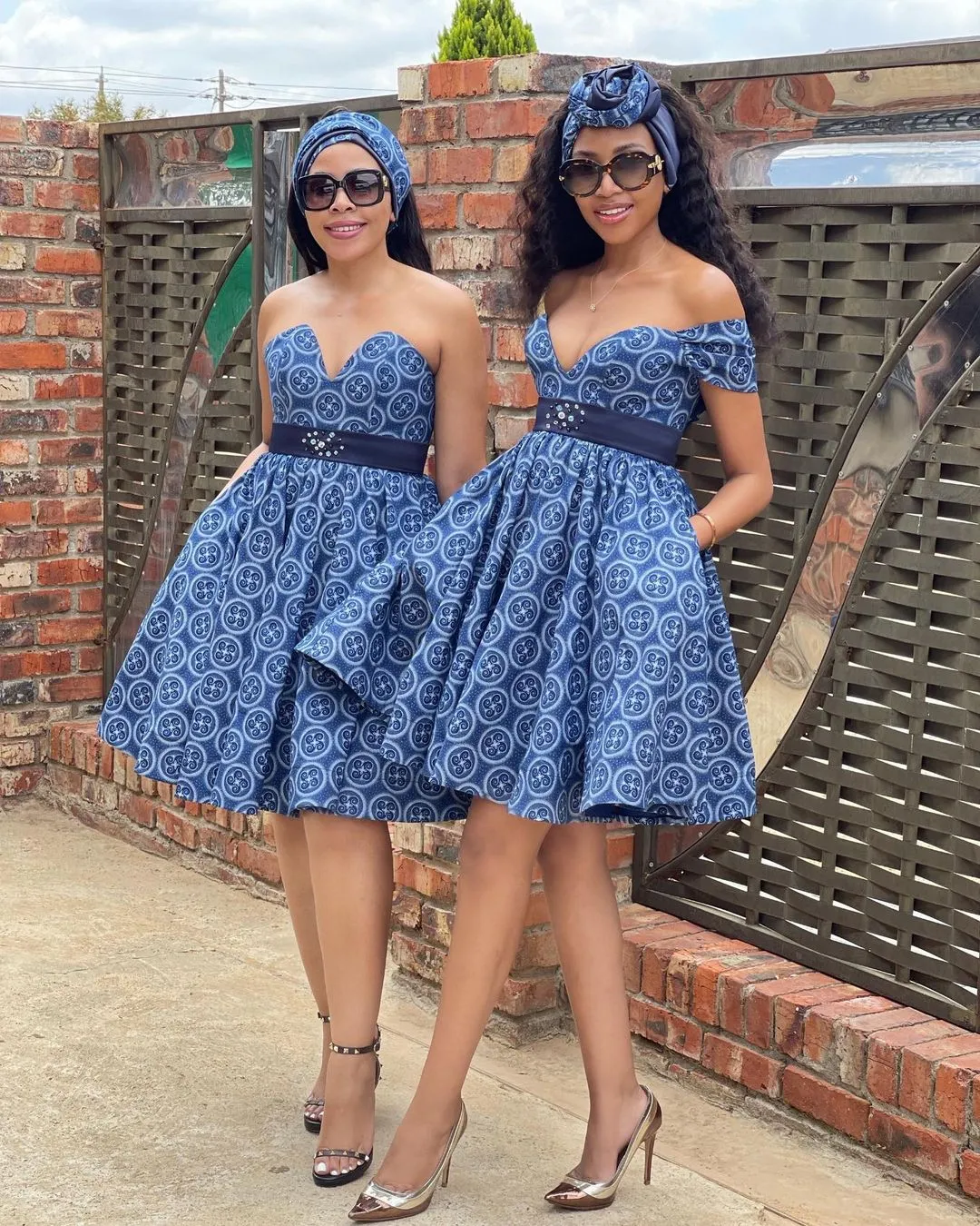 Photos: Brown Mbombo shows love to her twin sis, Blue Mbombo