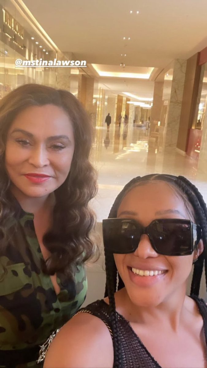 Thando Thabethe having a good time with Beyonce’s mom Tina Lawson