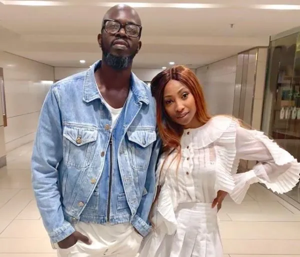 Video of Enhle Mbali mocking Black Coffee’s disabled hand emerges