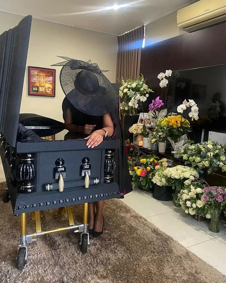 Update: AKA’s tombstone not stolen – Here’s what really happened