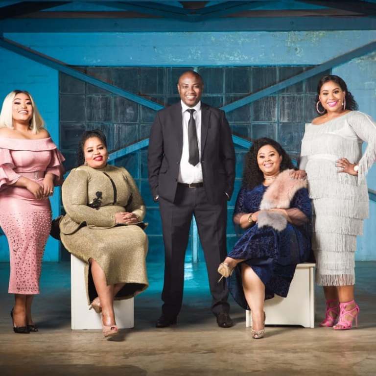 Musa Mseleku shows some love to his beautiful Wives