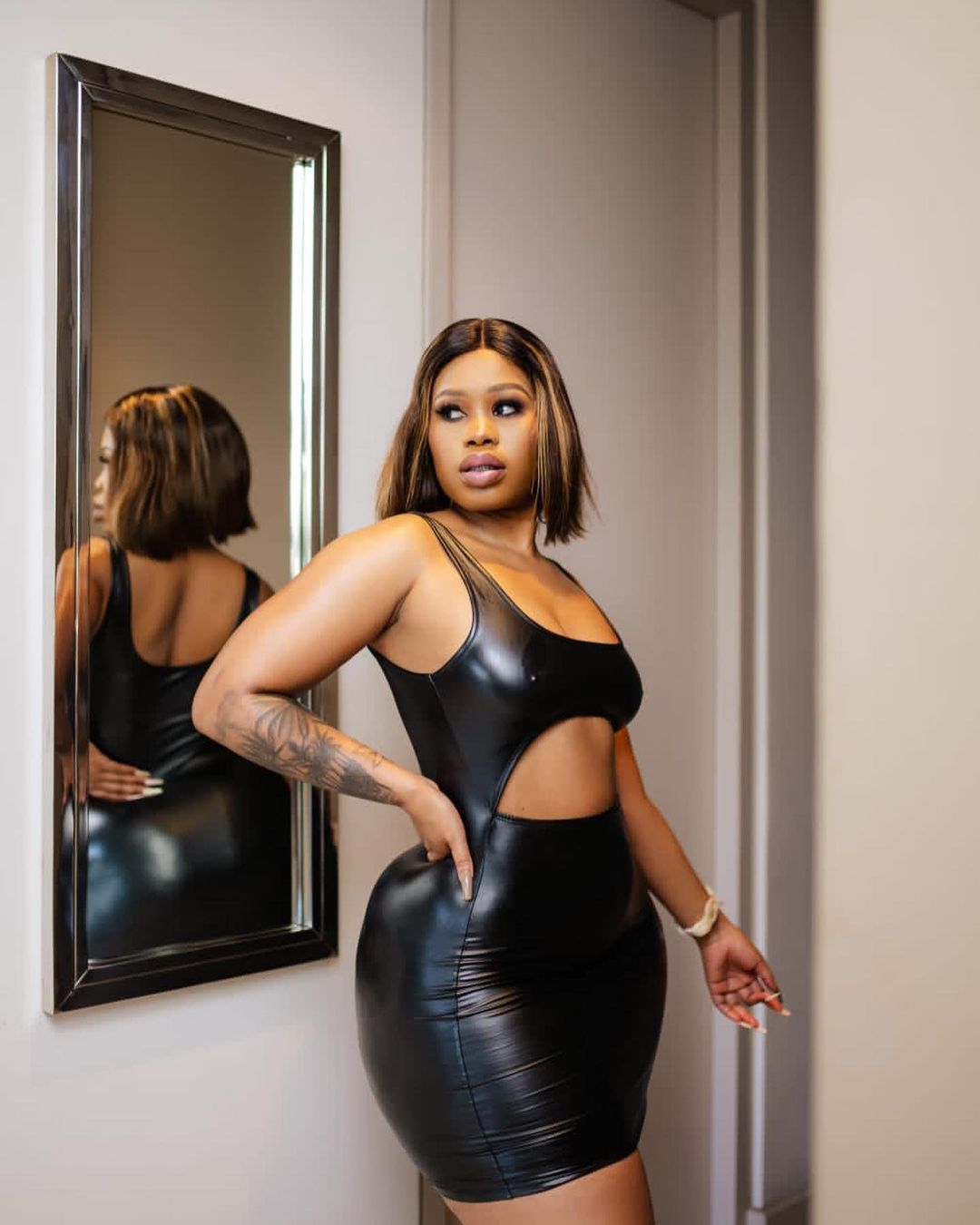 Mzansi’s Number 1 Adult Content Creator Xoli Mfeka in 5 hottest pictures