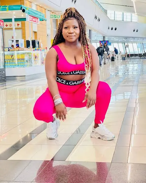 Big blow for Makhadzi as she’s forced to cut her sneaker prices to half