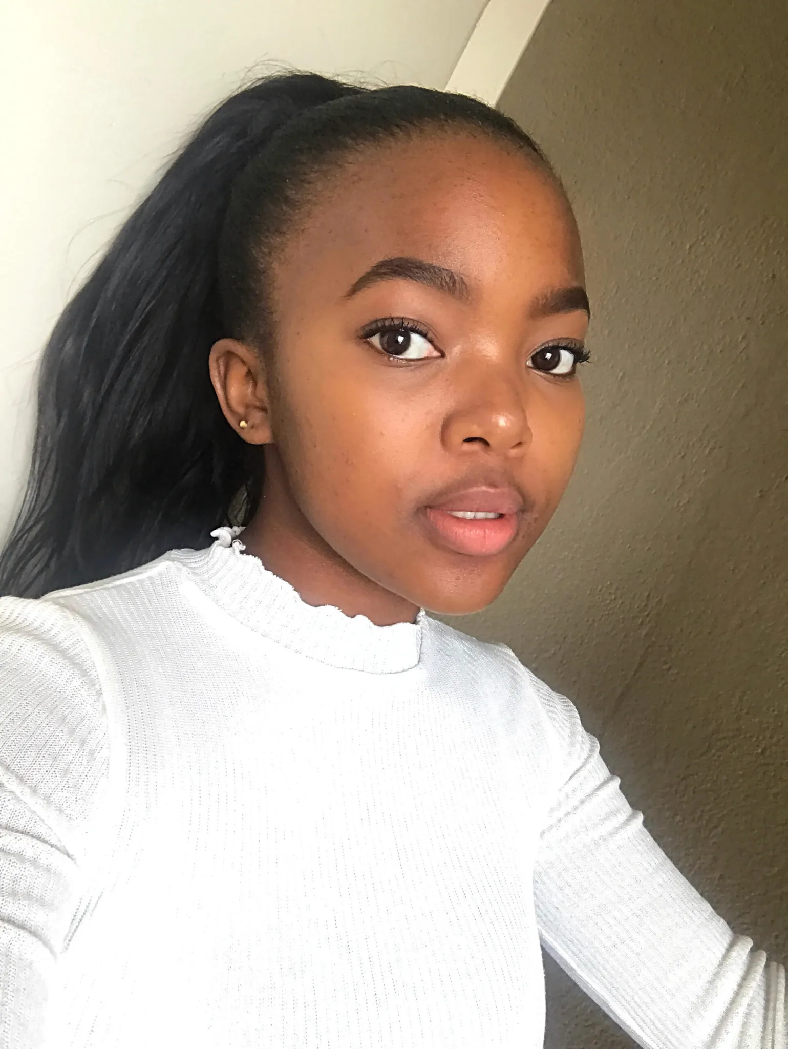 Sni Mhlongo Speaks Out On Exposing Zamani Mbatha’s Cheating Scandal