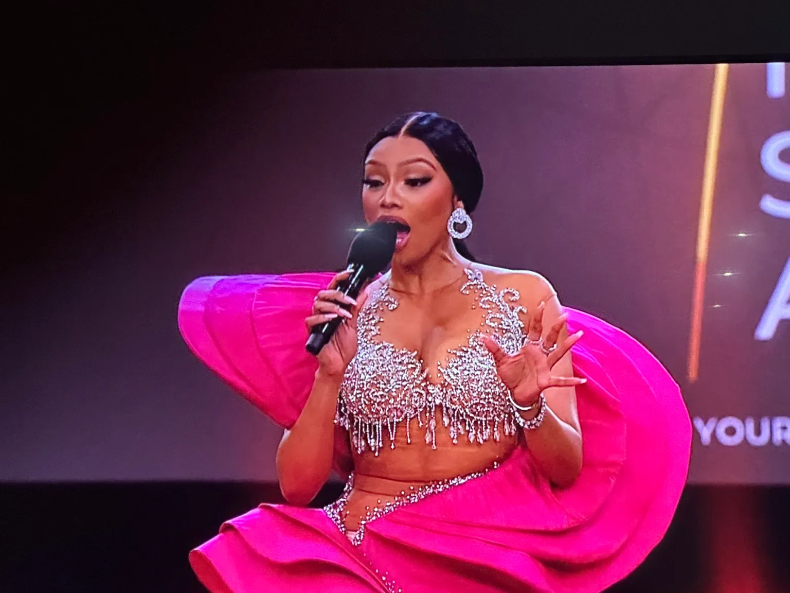 #MissSA2023: Bonang’s hosting skills at Miss SA 2023 impress Mzansi