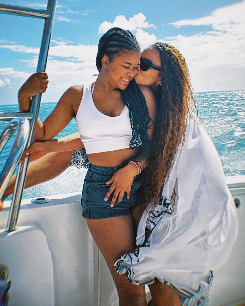 Pearl Thusi and Daughter Thando Enjoy their Time together in Mozambique