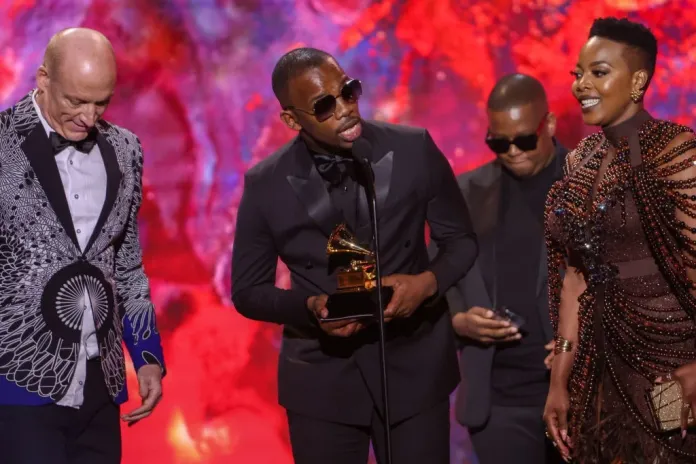 Zakes Bantwini Visits Late Mother’s Grave After Winning A Grammy Award