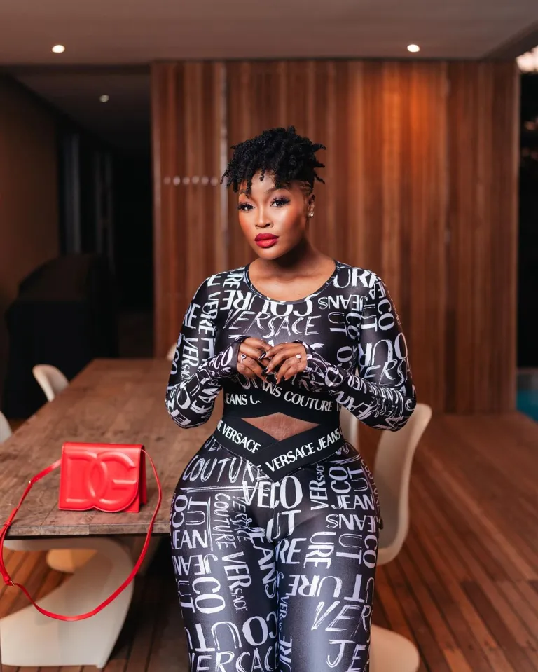 Lamiez Holworthy on how she got her flat tummy back