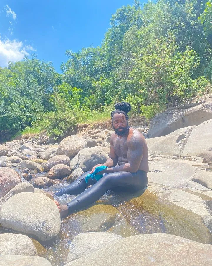 PICS: Big Zulu takes a bath in the river