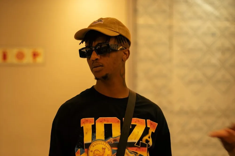 Emtee warns his fans against buying fake clothes