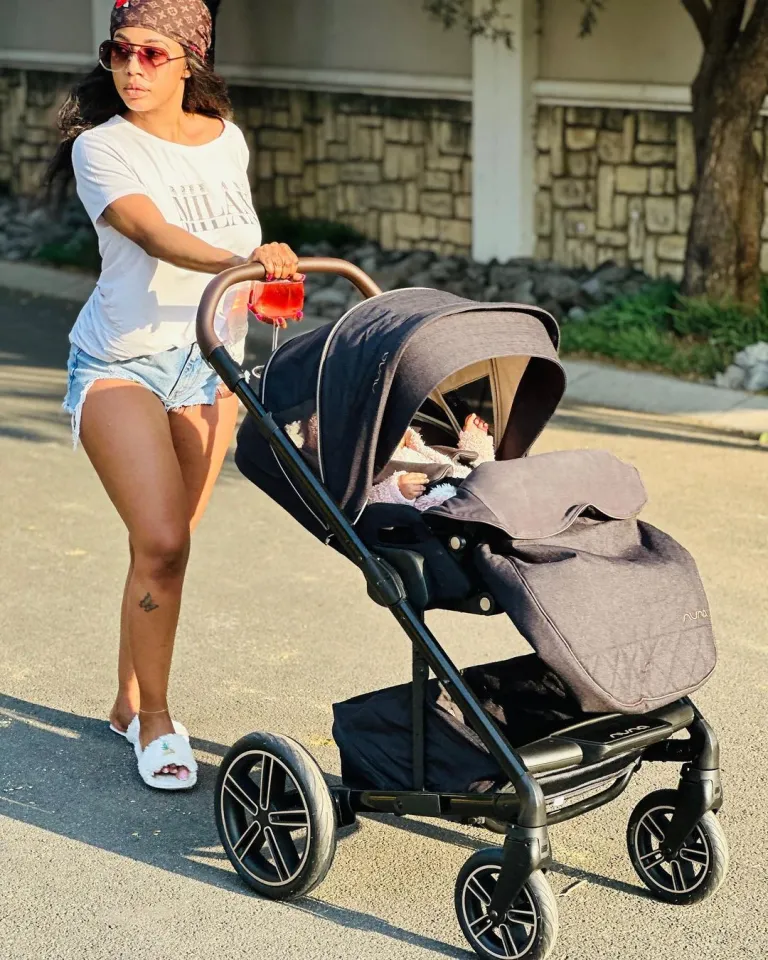 Cuteness overload! Kelly Khumalo finally reveals the face of her third child