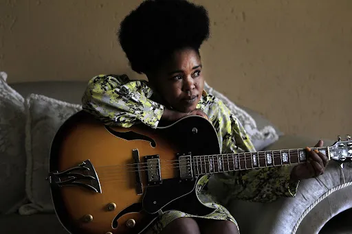 Zahara’s guitar and awards delivered to her family