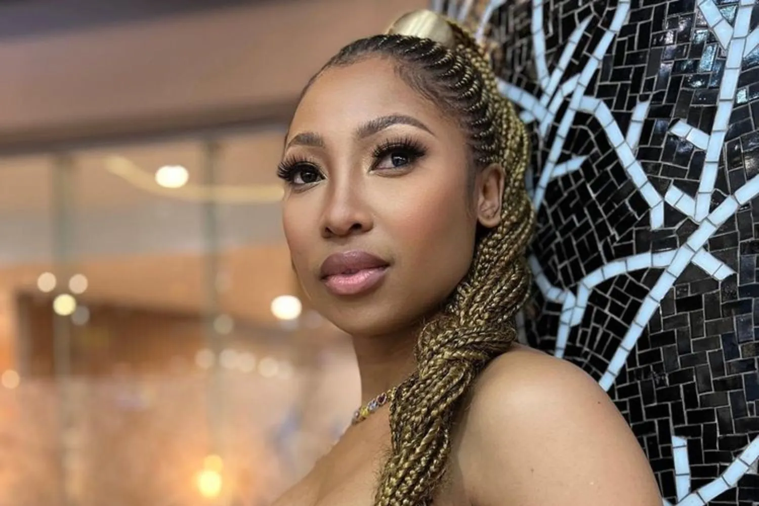 Enhle Mbali finds a new man, urges Mzansi to move on from her & Black Coffee – WATCH